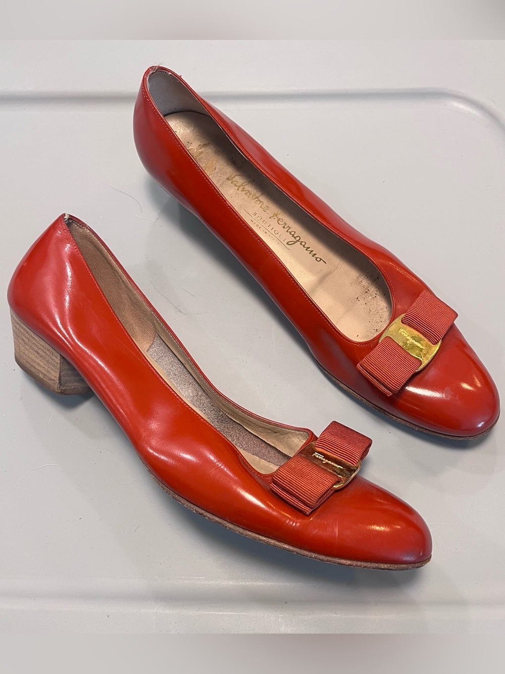 Salvatore Ferragamo Red Patent Vara Bow Low Heel Pumps 9.5 Italy